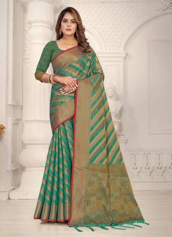 For A Beautiful Look,Grab These Saree in All Over Fine Colored.These Saree And Blouse Are Fabricated On Organza.Its Beautified With Heavy Jari Wevon Designer Work.