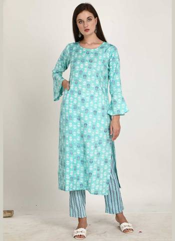 For A Festive Wear,Grab These Readymade Pair in Fine Colored.These Kurti And Bottom Are Fabricated On Rayon.Its Beautified With Designer Printed Work.