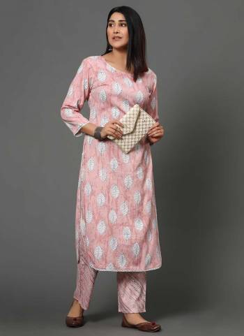 For A Festive Wear,Grab These Readymade Pair in Fine Colored.These Kurti And Bottom Are Fabricated On Rayon.Its Beautified With Designer Printed Work.