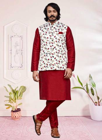 For A Festive Wear,Grab These Readymade Pair in Fine Colored.These Kurta And Bottom Are Fabricated On Art Silk pair With  Jute Silk Jacket.Its Beautified With Designer Printed Work.