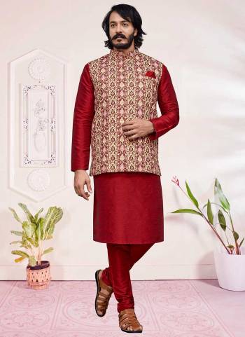 For A Festive Wear,Grab These Readymade Pair in Fine Colored.These Kurta And Bottom Are Fabricated On Art Silk pair With  Jute Silk Jacket.Its Beautified With Designer Printed Work.