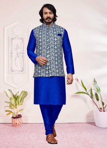 For A Festive Wear,Grab These Readymade Pair in Fine Colored.These Kurta And Bottom Are Fabricated On Art Silk pair With  Jute Silk Jacket.Its Beautified With Designer Printed Work.