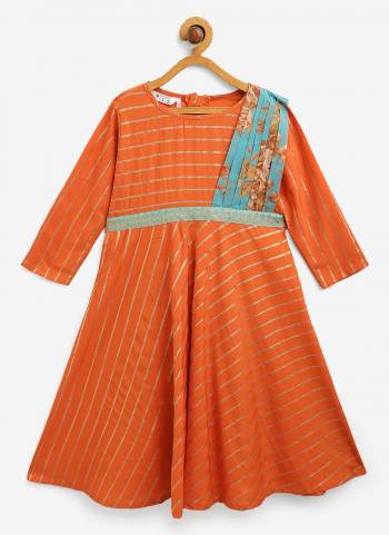 Grab These Readymade Kids Wear Kurti in Beautiful Colored.Its Fabricated On Crepe Come With Gold Printed Work.