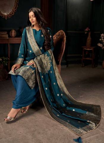 Grab These Designer Patiala Suit in All Over Fine Colored.These Top And Bottom Are Fabricated On Viscose Silk pair With Viscose Silk Dupatta.Its Beautified With Heavy Wevon Designer Work.