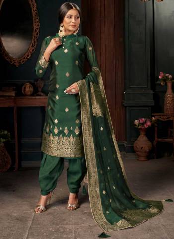 Grab These Designer Patiala Suit in All Over Fine Colored.These Top And Bottom Are Fabricated On Viscose Silk pair With Viscose Silk Dupatta.Its Beautified With Heavy Wevon Designer Work.