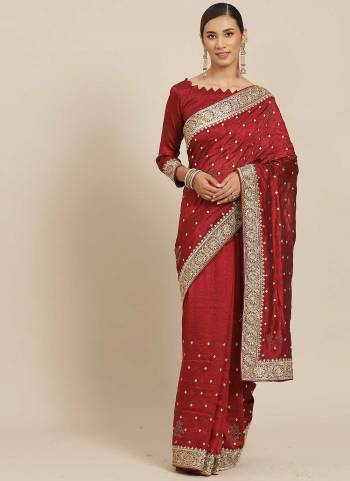 For A Beautiful Look,Grab These Saree in Fine Colored Pair With Blouse.These Saree is Fabricated On Vichitra Silk Pair With Art Silk Blouse.Its Beautified With  Designer Embroidery,Swarovski  Work.