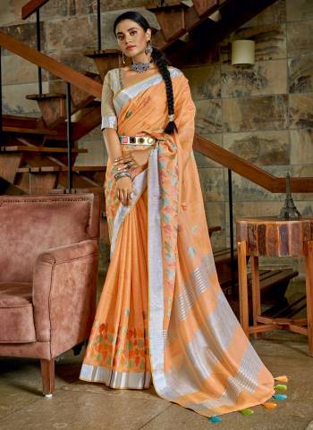 For A Beautiful Look,Grab These Saree in Fine Colored Pair With Blouse.These Saree And Blouse Are Fabricated On Linen.Its Beautified With Designer Work.