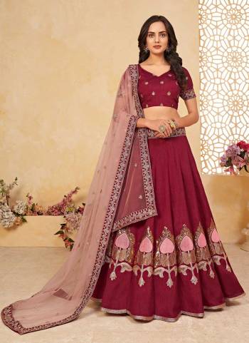 For A Designer Look,Grab These Lehenga in All Over fine Colored Pair With Designer Dupatta And Blouse.These Lehenga And Blouse Are Fabricated On Silk Pair With Net Dupatta.Its Beautified With Heavy Designer Work.