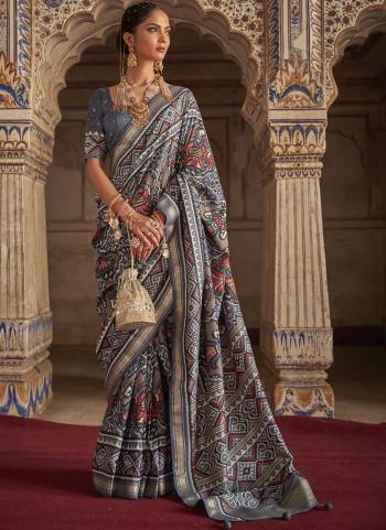 Grab These Saree in All Over Beautiful Colored.These Saree And Blouse Are Fabricated On Patola Silk.Its Beautified With  Woven Jari Designer,Patola Printed And Diamond Work.