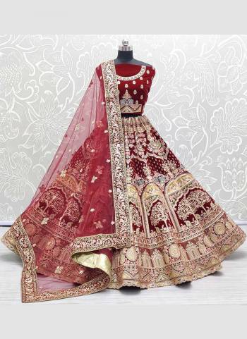 For A Designer Look,Grab These Lehenga Choli in Beautiful Colored Pair With Designer Blouse And Dupatta.These Blouse And Lehenga Are Fabricated On Velvet Pair With Soft Net Dupatta.its Beautified With Heavy Designer Work.