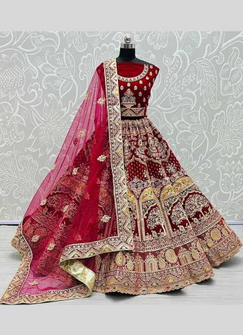 For A Designer Look,Grab These Lehenga Choli in Beautiful Colored Pair With Designer Blouse And Dupatta.These Blouse And Lehenga Are Fabricated On Velvet Pair With Soft Net Dupatta.its Beautified With Heavy Designer Work.