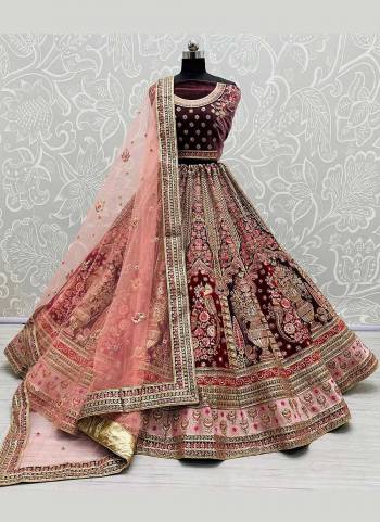 For A Designer Look,Grab These Lehenga Choli in Beautiful Colored Pair With Designer Blouse And Dupatta.These Blouse And Lehenga Are Fabricated On Velvet Pair With Soft Net Dupatta.its Beautified With Heavy Designer Work.