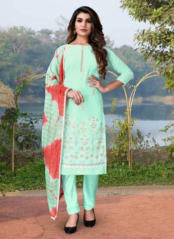 For A Feastive Wear,Grab These Suit in Fine Colored Pair With Bottom And Dupatta.These Top is Fabricated On Georgette Pair With Cotton Bottom And Fancy Dupatta.Its Beautified With Fancy Embroidery Work.