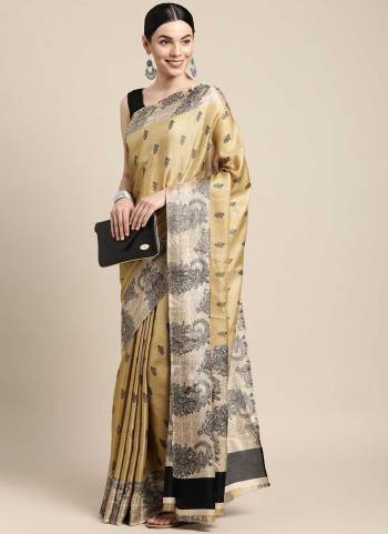 For A Casual Wear,Grab These Saree in All Over Fine Colored Pair With Blouse.These Saree And Blouse Are Fabricated On Kota Cotton.Its Beautified With Designer Printed.