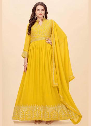 For A Beautiful Look,Grab These Suit in All Over Fine Colored Pair With Bottom And Dupatta.These Top Are Faux Georgette And Dupatta Are Fabricated On Georgette Pair With Santoon Bottom.Its Beautified With Heavy Cordind With Sequance Embroidery Work.