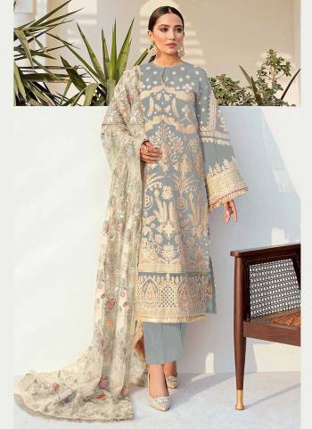 Attrective This Pakistani Salwar Suit Are Fine Color.This Suit Are Top Faux Georgette And Bottom Are Santoon With Dupatta Are Net Fabriced With Heavy Embroidery With Stone Work.