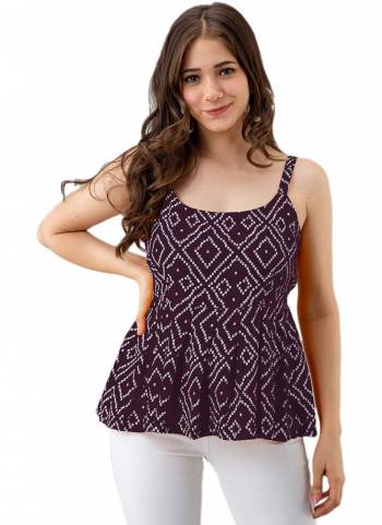 Look This Readymade Short Kurti Are Fine Color.This Kurti Are Rayon Base Fabriced With Bandhani Printed Designer.