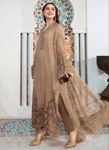 For A Beautiful Look,Grab These Salwar Suit in All Over Fine Colored Pair With Bottom And Dupatta.These Top Are Faux Georgette And Dupatta Are Fabricated On Net Pair With Santoon Bottom.Its Beautified With Heavy Sequance Embroidery,Stone Work.