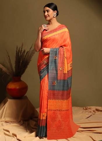 For A Festive Wear,Grab These Fine Colored Saree Pair With Blouse.These Saree And Blouse Are Fabricated On Cotton.Its Beautified With Designer Printed Work.