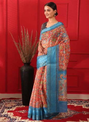 For A Festive Wear,Grab These Fine Colored Saree Pair With Blouse.These Saree And Blouse Are Fabricated On Cotton.Its Beautified With Designer Printed Work.