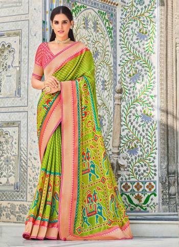 Grab These Beautiful Colored Saree Pair With Blouse.These Saree And Blouse Are Fabricated On Brosso Patola.Its Beautified With Wevon Border,Patola Printed Work.