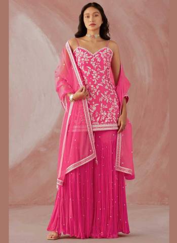 Grab These Sharara Suit in Fine Colored Pair With Bottom And Dupatta.These Top And Bottom Are Fabricated On Faux Georgette Pair With Net Dupatta.Its Beautified With Heavy Designer Embroidery Work.