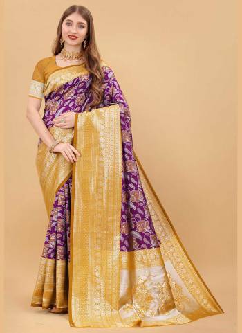 For A Festive Wear,Grab These Saree in Fine Color Pair With Blouse.These Saree And Blouse Are Fabricated On Banarasi Silk.Its Beautified With Heavy Jari Wevon Jacquard Designer Work.