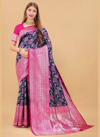 For A Festive Wear,Grab These Saree in Fine Color Pair With Blouse.These Saree And Blouse Are Fabricated On Banarasi Silk.Its Beautified With Heavy Jari Wevon Jacquard Designer Work.