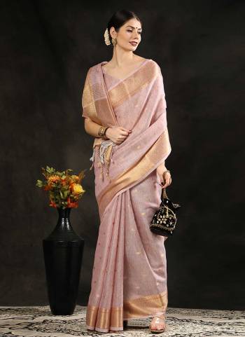 For A Beautiful Look,Grab These Saree in All Over Fine Colored Pair With Blouse.These Saree And Blouse Are Fabricated On Maheshwari Silk.Its Beautified With Weaving Jari Pallu Brder Butti Designer Work.