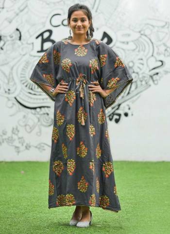 Grab These Kaftan in Fine Colored.Its Fabricated On Rayon Come With Designer Gold Printed Work.Buy Now.