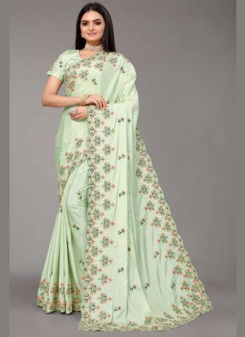 For A Designer Look,Grab These Saree in Fine Colored Pair With Blouse.These Saree And Blouse Are Fabricated On Silk.Its Beautified With Heavy Multy Thread Embroidery Work.