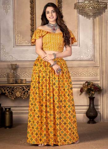 Grab These Beautiful Choli And Skirt in Fine Colored.These Choli And Skirt Are Fabricated On Moscow Silk.Its Beautified With Bandhani Printed Work.