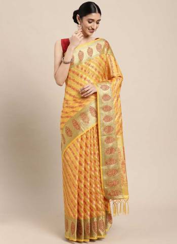 Grab These Beautiful Colored Saree Pair With Blouse.These Saree And Blouse Are Fabricated On Organza.its Beautified With Heavy Wevon Handloom Designer Work. 