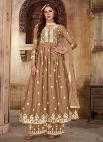 For A Beautiful Look,Grab These Plazzo Suit in Fine Colored Pair With Bottom And Dupatta.These Top And Bottom Are Fabricated On Faux Georgette Pair With Nazmin Dupatta.Its Beautified With Designer Sequance Embroidery Work.