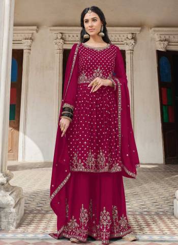 Grab These Suit in All Over Fine Colored Pair With Bottom And Dupatta.These Top And Bottom Are Fabricated On Faux Georgette Pair With Faux Georgette Dupatta.Its Beautified With Heavy Designer Embroidery Work.