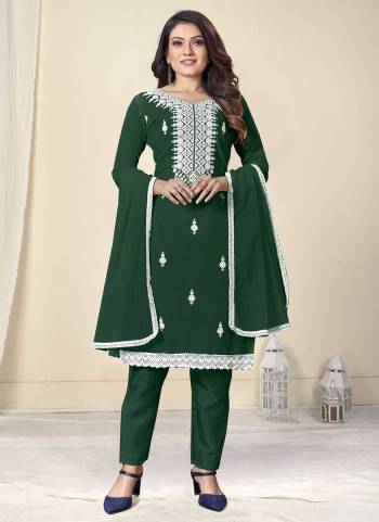 For A Casual Wear,Grab These Suit in Fine Colored Pair With Bottom And Dupatta.These Top And Dupatta Are Fabricated On Georgette Pair With Santoon Bottom.Its Beautified With Designer Embroidery Work.