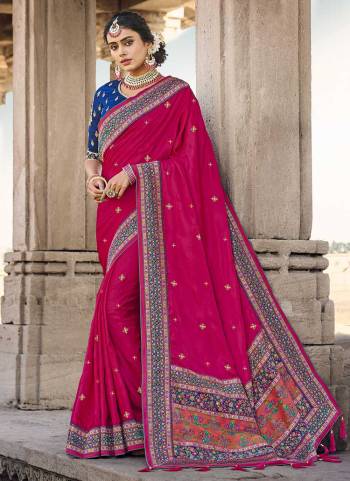 For A Designer Look,Grab These Saree in All Over Fine Colored Pair With Blouse.These Saree Is Fabricated On Banarasi Silk Pair With Raw Silk Blouse.Its Beautified With Heavy Woven Designer And Khatli Work.