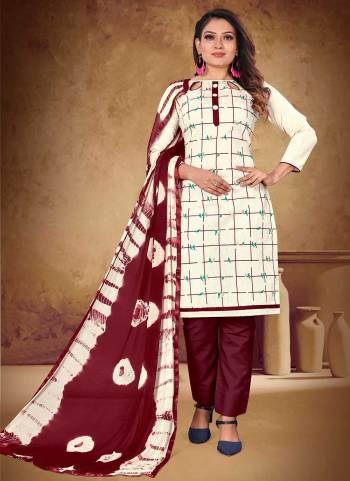 For A Casual Wear,Grab These Suit in Fine Colored.These Top is Fabricated On Khadi Cotton Pair With Cotton Bottom And Nazmin Dupatta.Its Beautified With Designer Printed,Shaburi Printed Work.