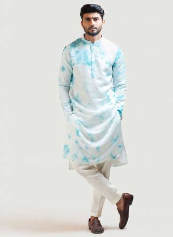 Grab These Traditional Wear Readymade Pair in Fine Colored.These Kurta And Bottom Are Fabricated On Rayon.Its Beautified With Designer Printed Work.Buy Now.