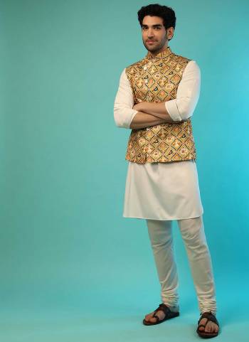 Grab These Traditional Looking Mens Wear in Fine Colored.These Kurta is Fabricated On Rayon Pair With Cotton Bottom And Satin Jacket.Its Beautified With Designer Printed Work.