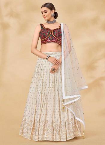 For A Beautiful Look,Grab These Readymade Lehenga Choli in Fine Colored.These Lehenga And Blouse Are Fabricated On Georgette Pair With Soft Net Dupatta.Its Beautified With Heavy Designer Work.