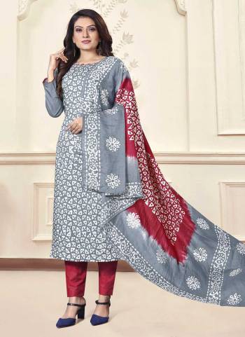 Grab These Suit in Fine Colored Pair With Bottom And Dupatta.These Top And Dupatta Are Fabricated On Godwal Pair With Cotton Bottom.Its Beautified With Designer Batik Printed,Cross Hand Work.