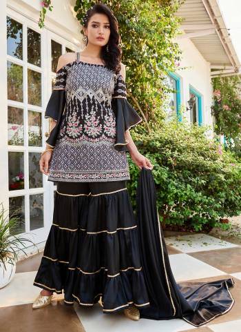 Grab These Readymade Sharara Suit in Fine Colored Pair With Bottom And Dupatta.These Top is Fabricated On Cotton Pair With Satin Bottom And Dupatta.Its Beautified With Designer Embroidery Work.