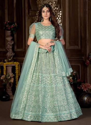 Grab These Designer Lehenga Choli in Fine Colored Pair With Blouse And Dupatta.These Lehenga And Blouse Are Fabricated On Net Pair With Net Dupatta.Its Beautified With Heavy Designer Work.