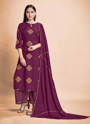 Grab These Readymade Suit in Fine Colored Pair With Bottom And Dupatta.These Top And Bottom Are Fabricated On Rayon Pair With Rayon Dupatta.Its Beautified With Foil Printed Work.