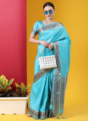 Grab These Festive Wear Saree in Fine Colored Pair With Blouse.These Saree And Blouse Are Fabricated On Banarasi Silk.Its Beautified With Wevon Gota Patti Designer Work.