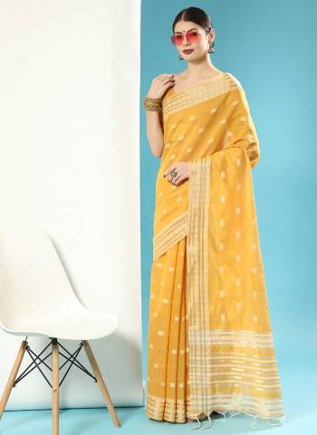 Grab These Saree in Fine Colored Pair With Blouse.These Saree And Blouse Are Fabricated On Chanderi Silk.its Beautified With Chikankari Weaving Designer Work.