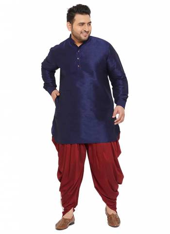 For A Festive Wear,Grab These Readymade Pair in Fine Colored.These Kurta And Paijama Are Fabricaed On Banglori Silk.Its Beautified With Solid Work.