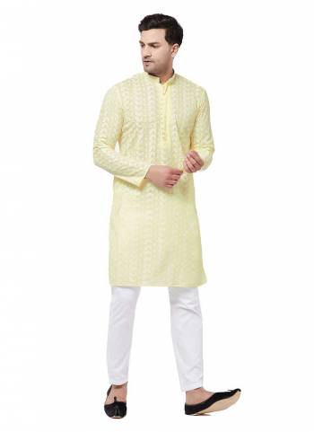 Grab These Festive Wear Kurta Paijama in Fine Colored.These kurta And Bottom Are Fabricated On Cotton.Its Beautified With Lukhnavi Embroidery Work.