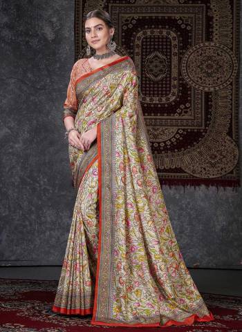 Grab These Saree in Fine Colored Pair With Blouse.These Saree And Blouse Are Fabricated On Tussar Soft Silk.Its Beautified With Fancy Designer Printed Work.